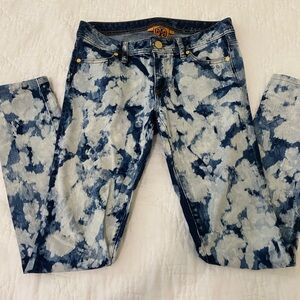 Tory Burch Blue and White Tie-Dye Skinny Jeans